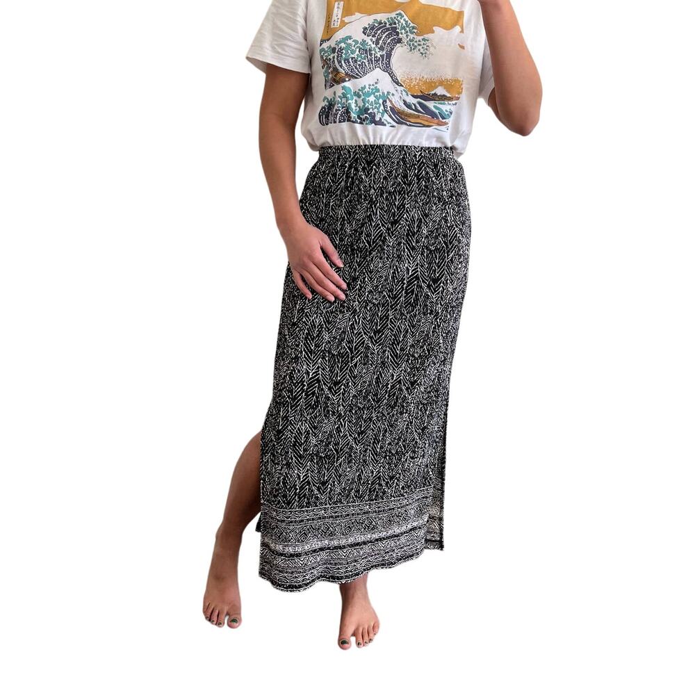 (SALE 5/$25) Vintage Briggs New York Midi Skirt